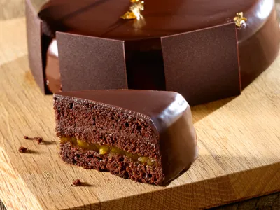 Tegral Satin Moist Chocolate